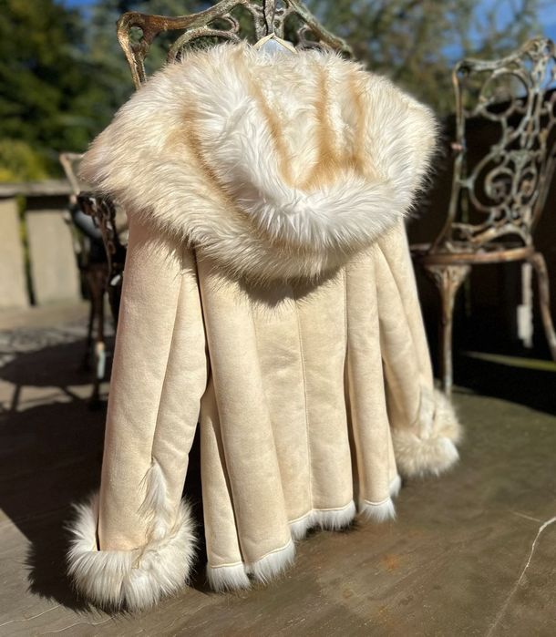 beżowy KOŻUSZEK eko skóra FUTERKO