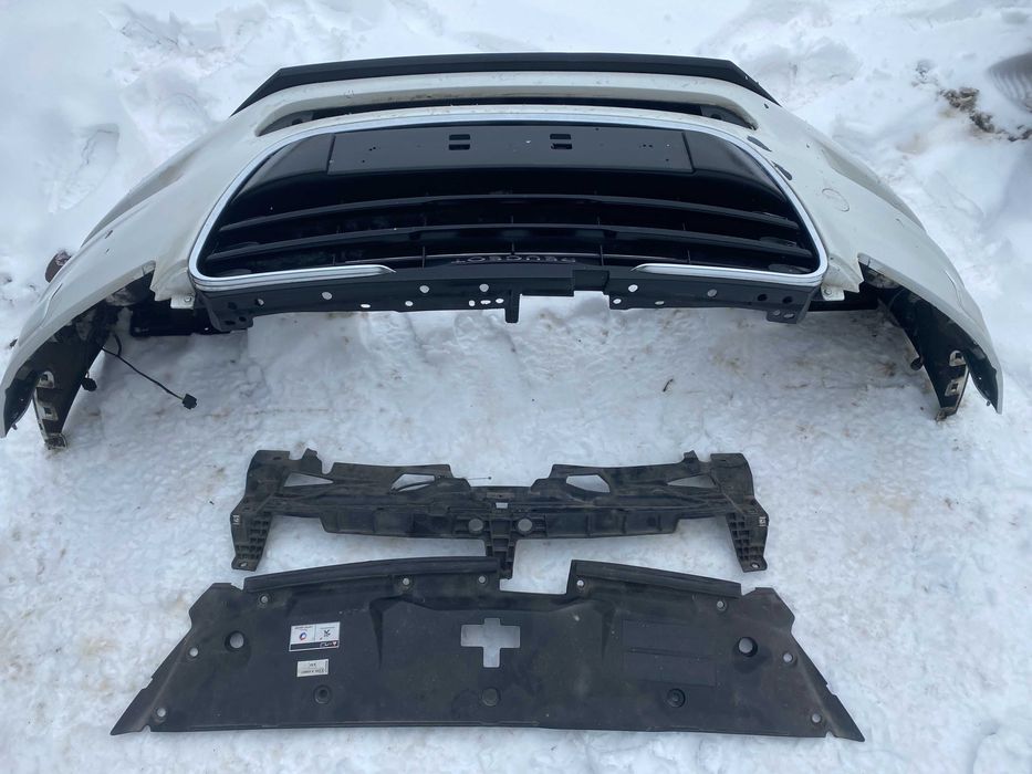 Zderzak przód Peugeot 508 kompletny bez uszkodzeń do lakierowania