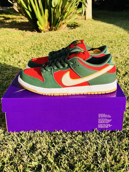 Nike SB Dunk Low Pro PRM Seattle Supersonics