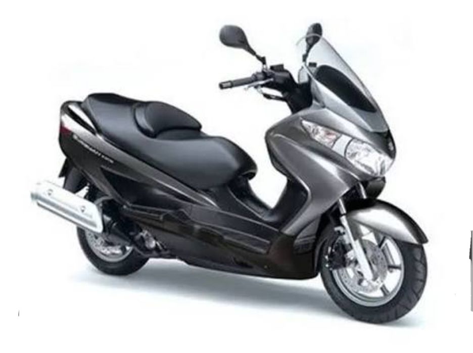 Скутер Suzuki AN 150 Burgman Skywave.