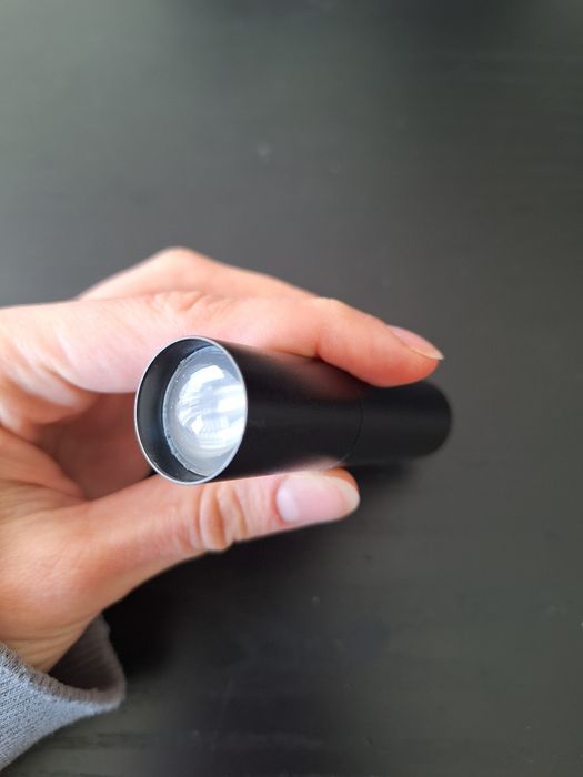 Latarka USB nowa