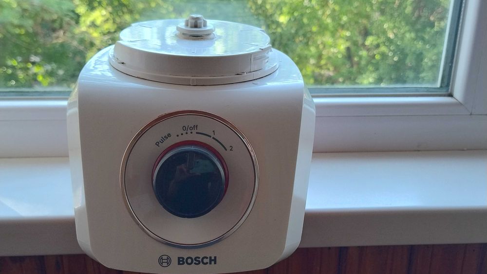 Стационарный Блендер BOSCH MMB21P0R  чаша мотор все вместе или по запчастям