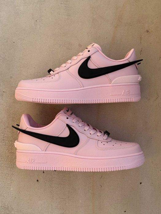 Женские кроссовки Nike Air Force 1 Low ‘AMBUSH’ Light Pink. 36-40