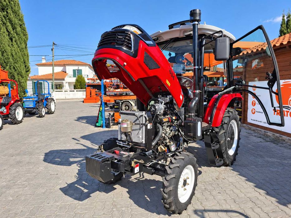 Campanha de NATAL  - TRS 604 — 50 CV | 4 Cilindros | [4x4] | Cabinado | Ar condicionado | NOVO