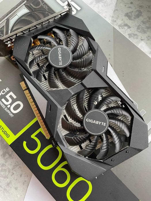 GIGABYTE GeForce GTX 1650 OC 4GB (GV-N1650OC-4GD), два вентилятори
