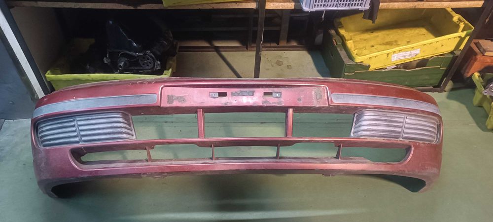 Parachoques / Para-choques frente Nissan Almera N15 96-00 620220N000