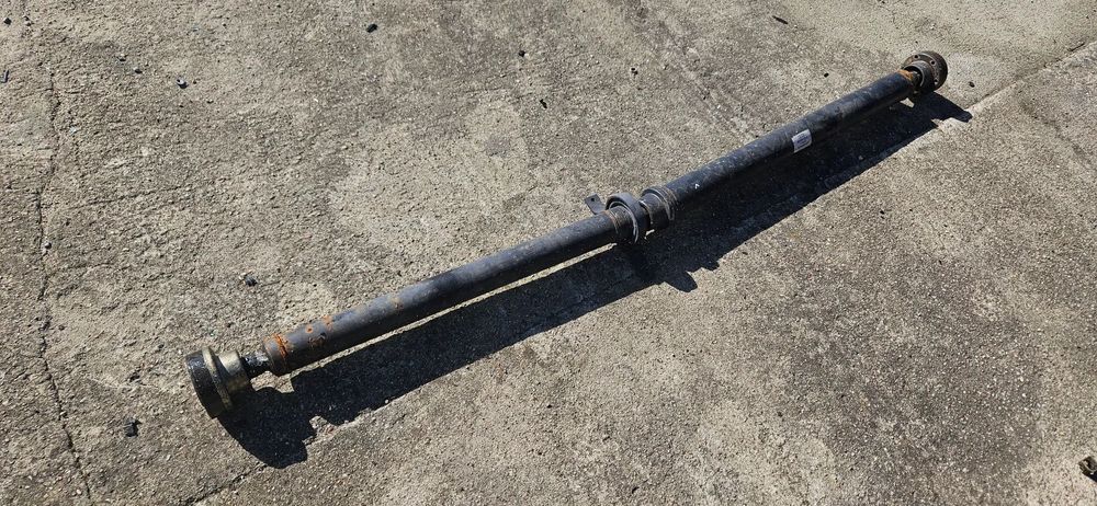 Wał napędowy Audi A8 D3 Lift 6,0 W12 2007r 4E0521101E