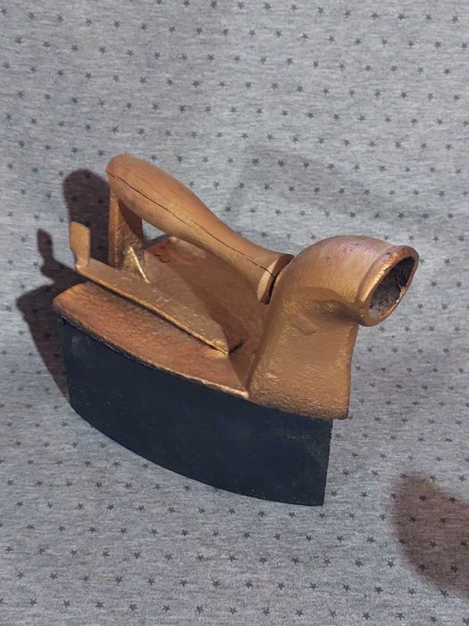 Ferros de engomar antigos