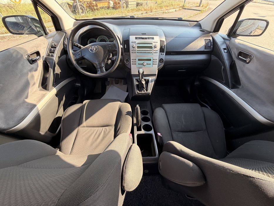 Toyota Corolla Verso D4D - 7 lugares