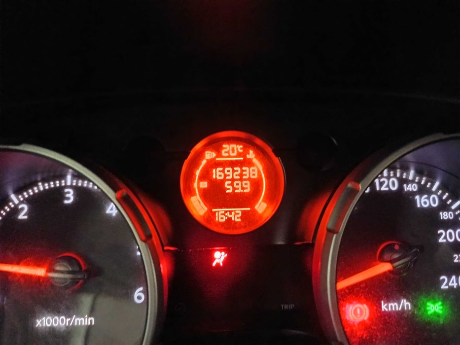 NISSAN 1.5 - 11/2009