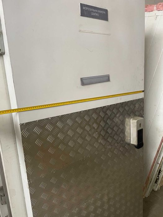 Холодильні двері для холодильних та морозильних камер