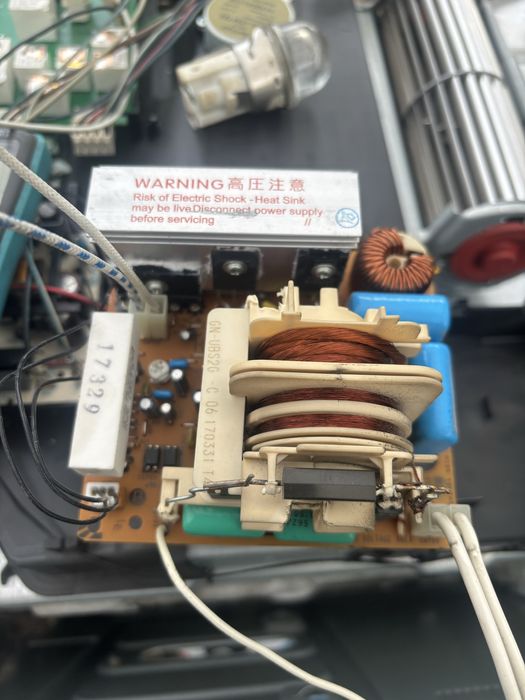 Духовой шкав микровалновка siemans