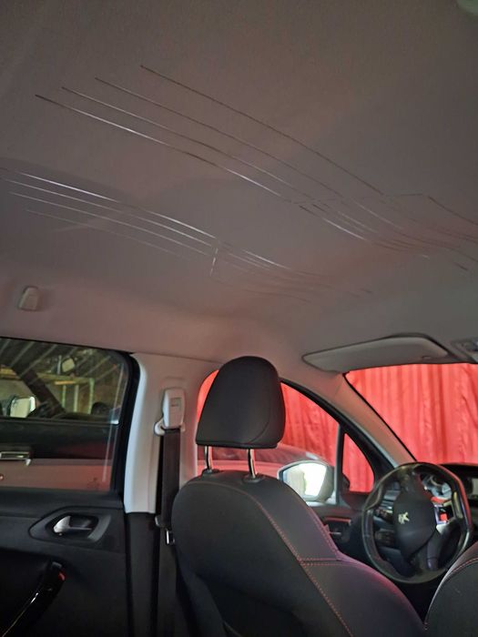 Carro Peugeot 2008