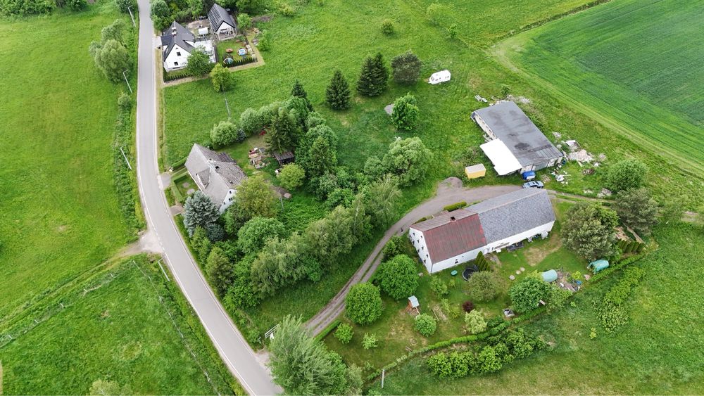 Działka budowlana 0.46 ha w Lipienicy