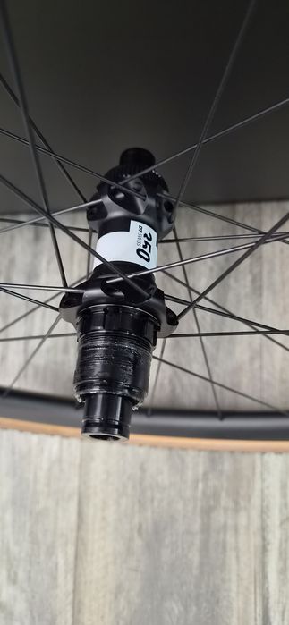 Rodas Roval Terra CL Carbono - Gravel/Estrada - NOVAS - SRAM XDR