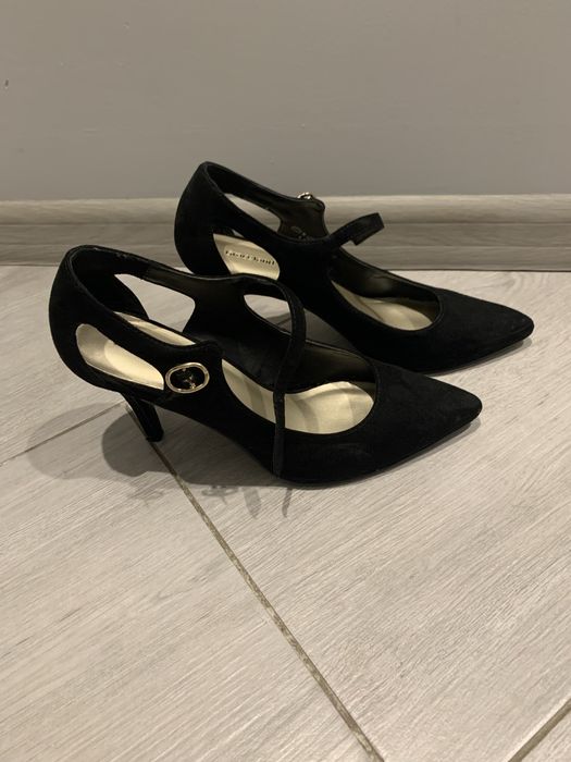 Buty na obcasie