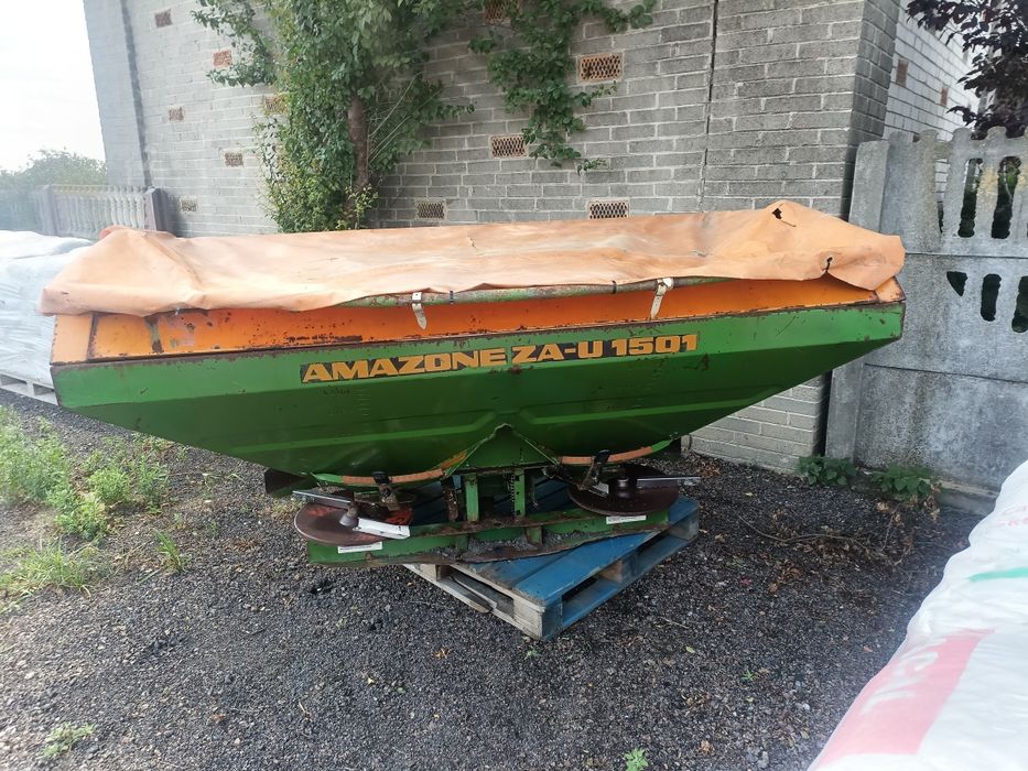 Rozsiewacz Amazone ZA-U
