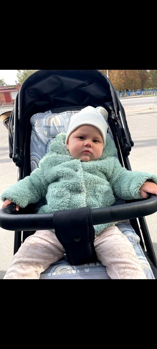 Шубка на дівчинку