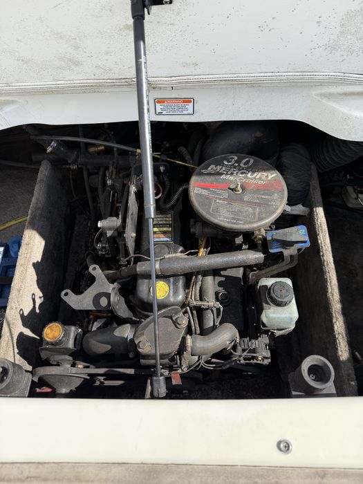 Łódź caravelle 176