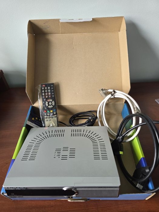 Ресивер/тюнер супутникове телебачення SAT Golden Interstar DSR-7700