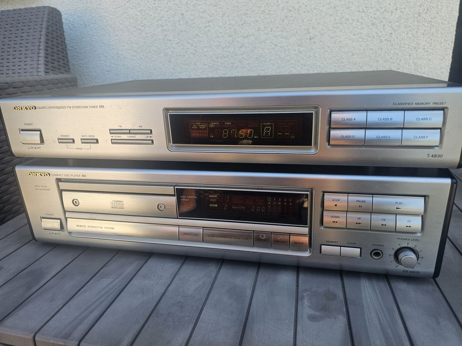 Onkyo DX-6810 i tunera T-4830