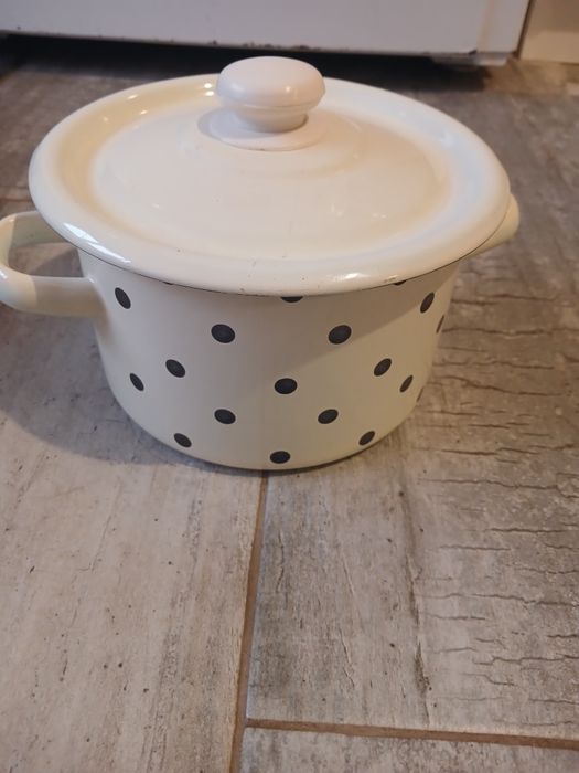 Кастрюля ємаль на 2 литра в горошек