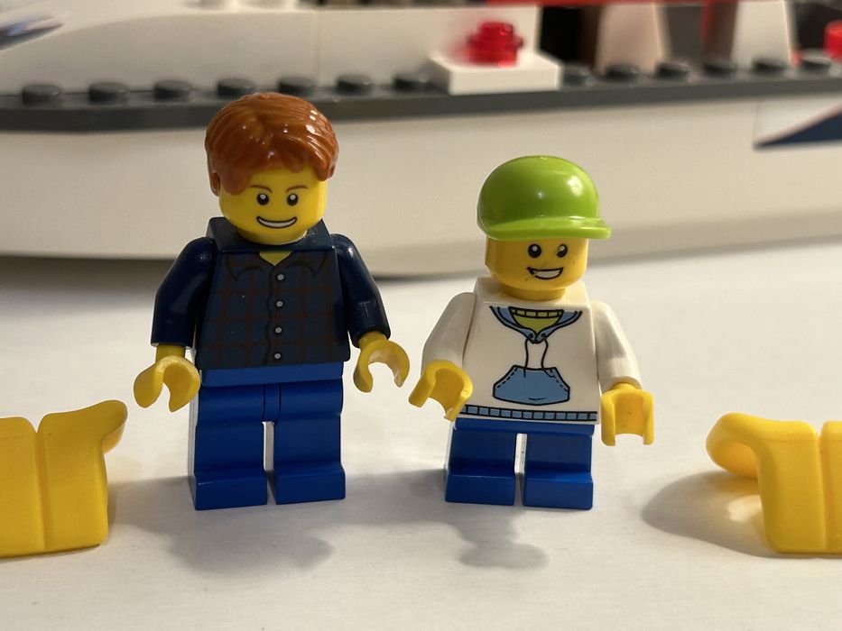 Lego City 4642 Jacht motorowy