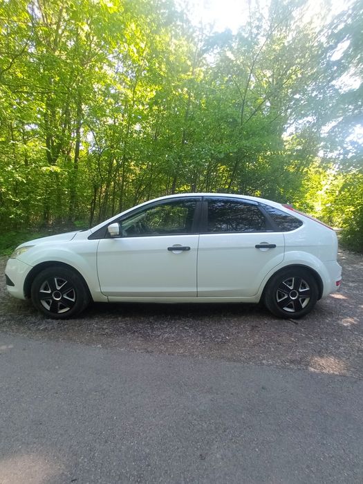 Ford focus 2 res