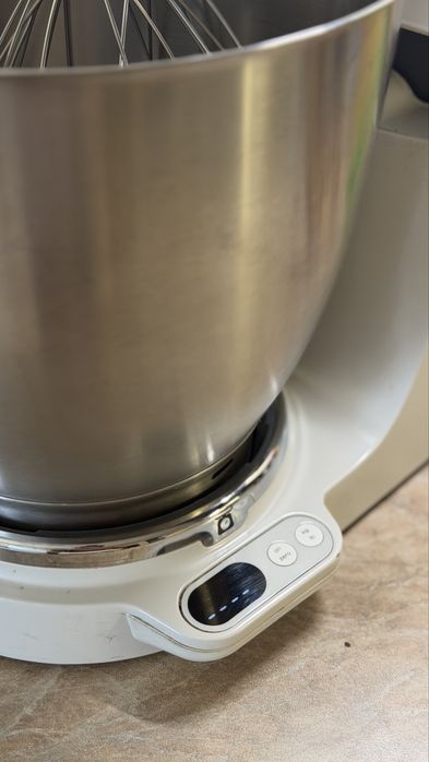 Kenwood titanium chef baker XL. Кухонна машина kenwood