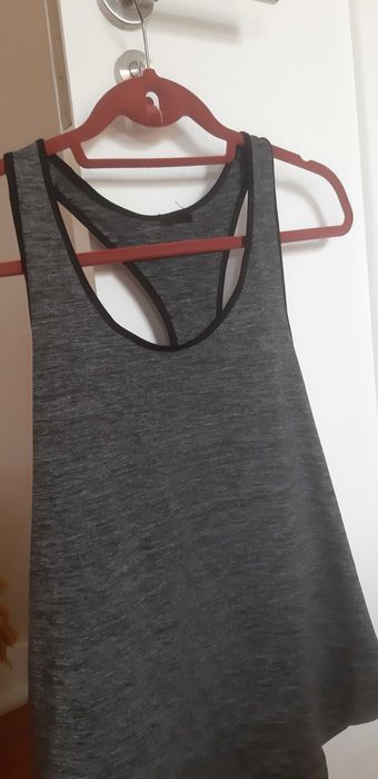 T-shirt, top Massimo Dutti, Brandy, Oysho