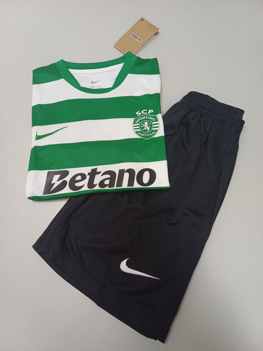 Equipamento criança Sporting