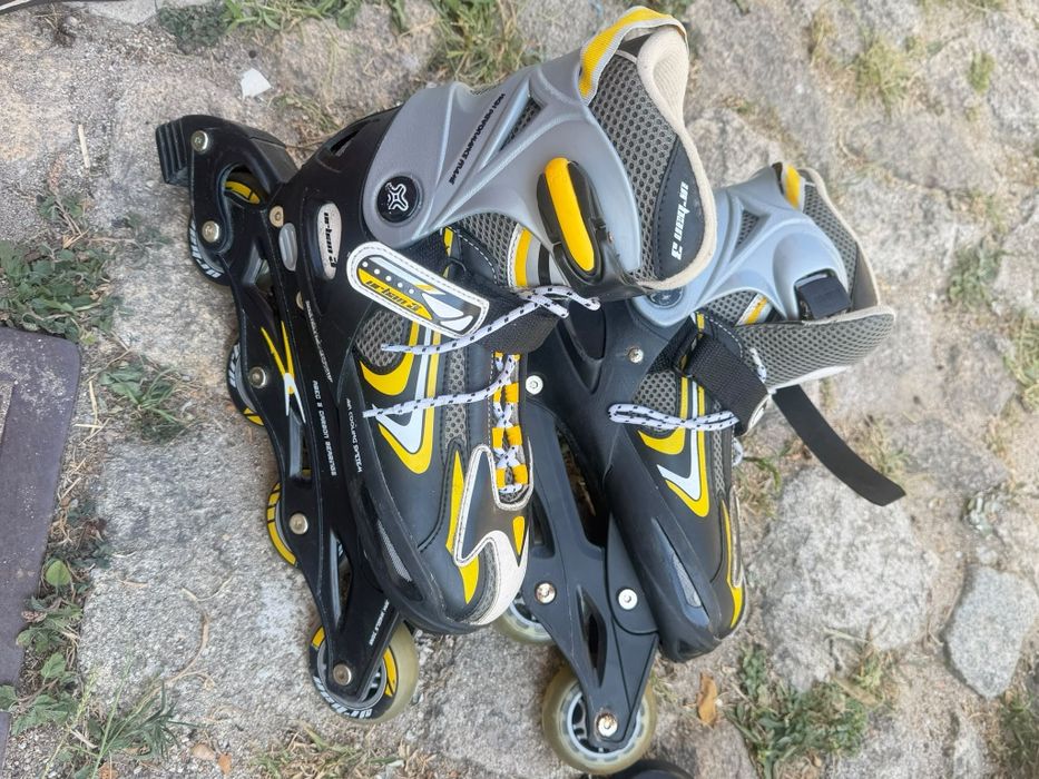Patins em linha com pouco uso