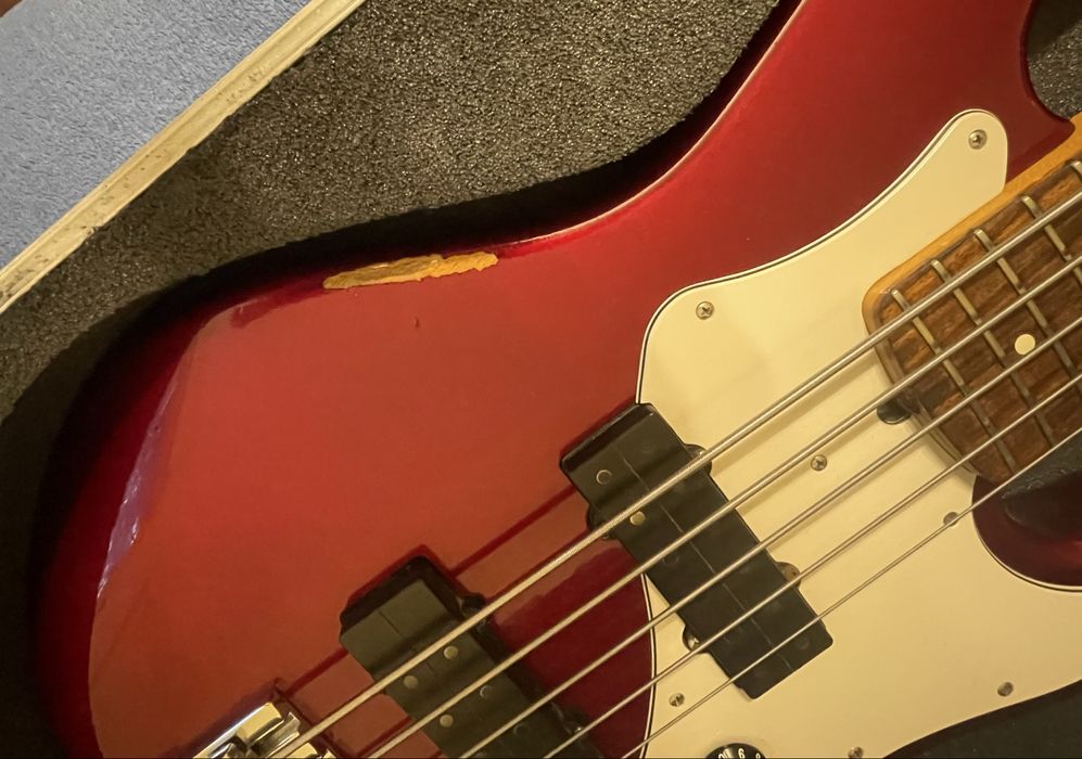 Fender Roscoe Beck V USA