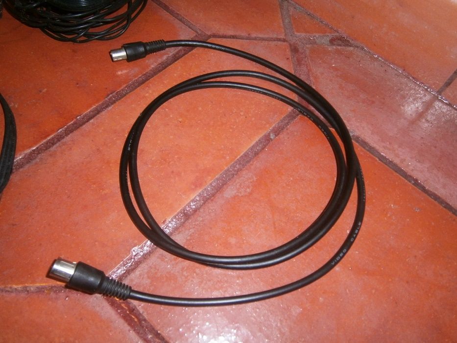 8 Cabos vários(como novos)