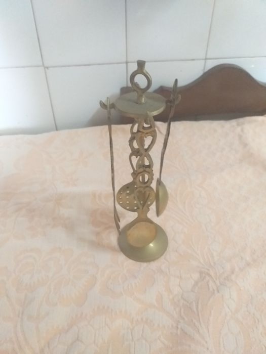 Cpnjunto miniaturas em latão  muito bom estado