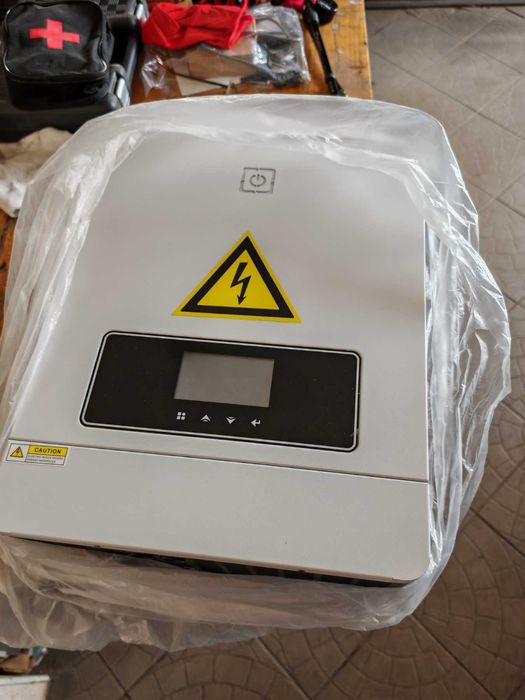 Гибридный инвертор Daxtromn 10,2 kW