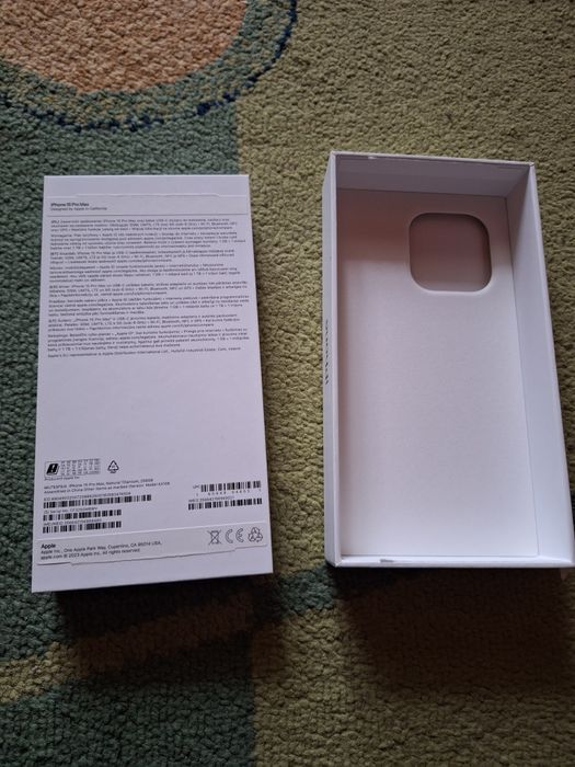 Karton pudelko iphone 15 pro max oryginalne