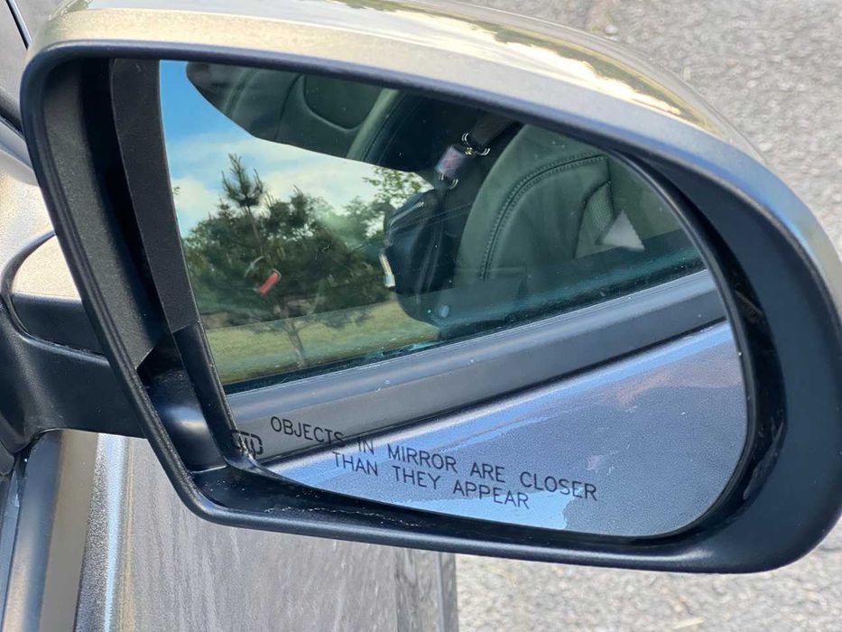 Jeep Cherokee Limited 2019 року в обвісі Overland з повним приводом