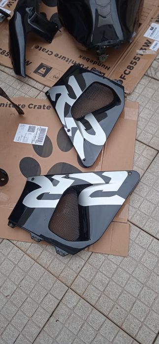 Carnagensl (depósito combustível 150€)para Honda CBR 900(sc33)