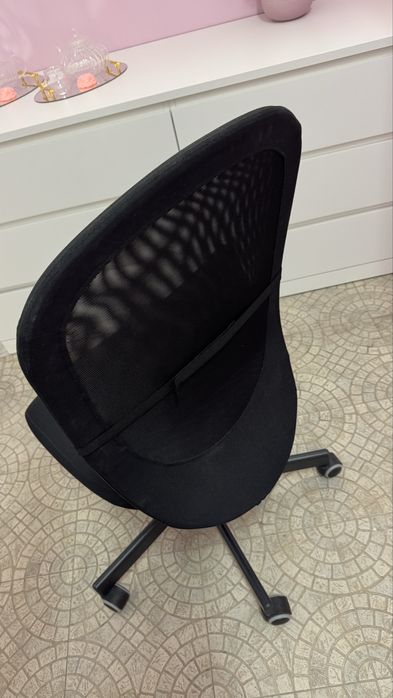 Cadeira IKEA como nova