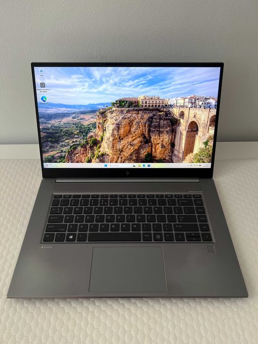 HP ZBook Create G7 i7-10750H 32GB 1TB RTX 2070 Max-Q 8GB W11 Pro