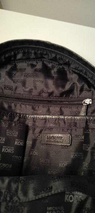 Mochila Preta Luxo Michael Kors