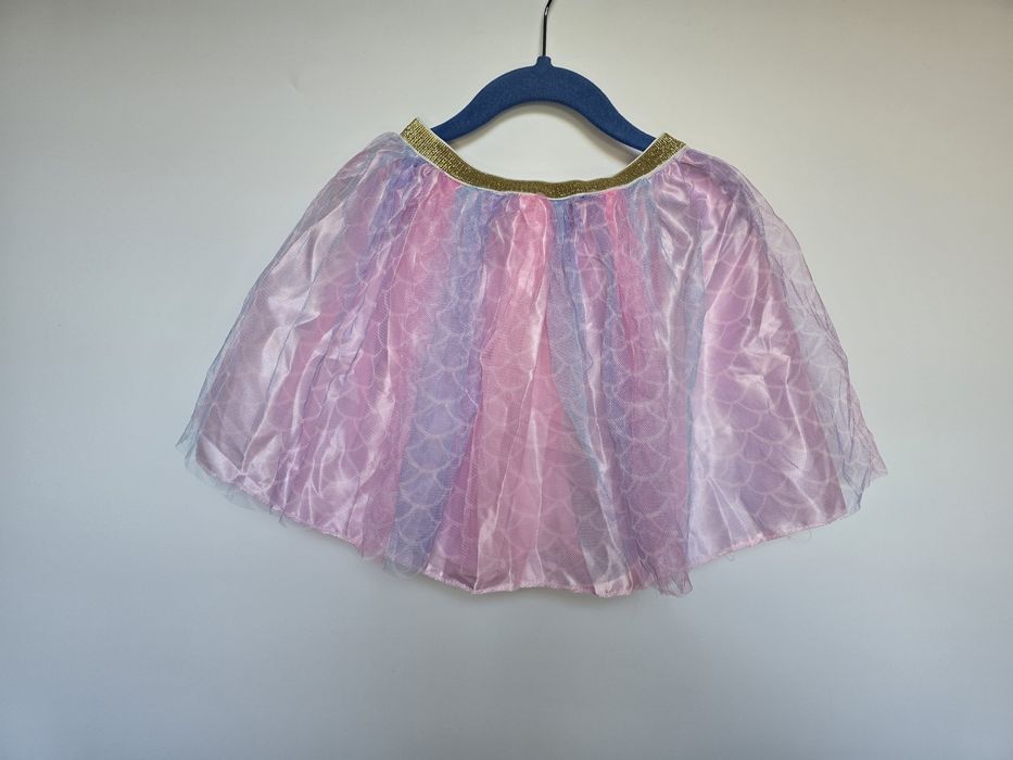Piękna spódniczka dla dziewczynki r. 116 / 122