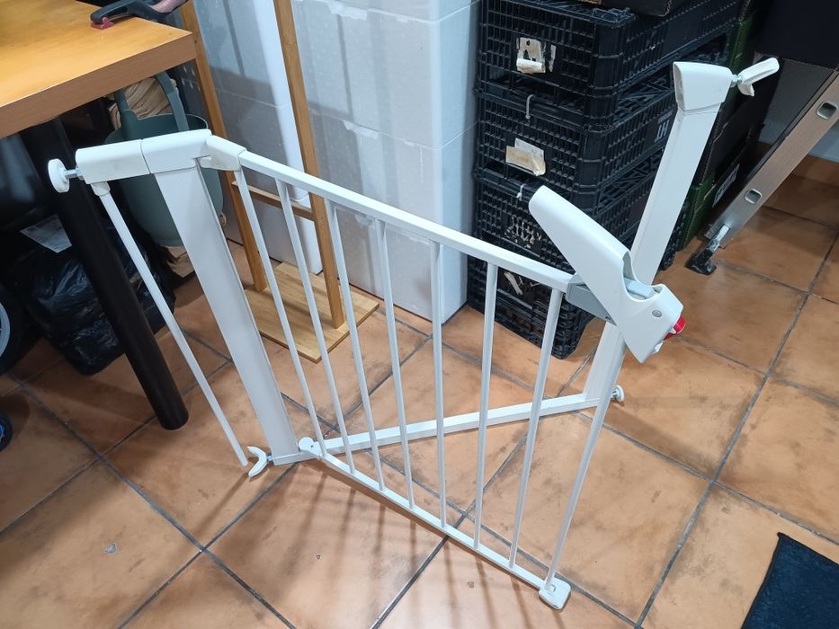 Cancela em bom estado.