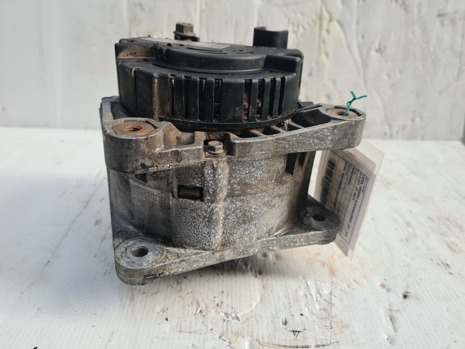 Alternador OPEL Vivaro A Combi (X83)
