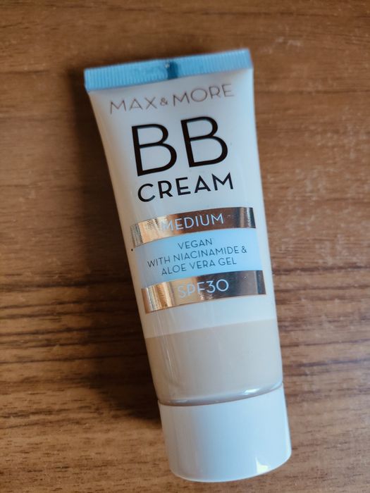 Krem bb spf30 medium z Aloe vera niacinamide 30ml