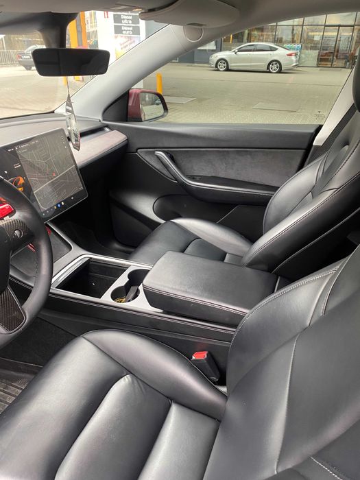 Tesla Y Performance 2021