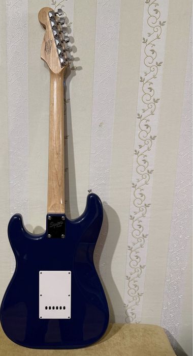 Електрогітара Squier by Fnder Bullet Strat