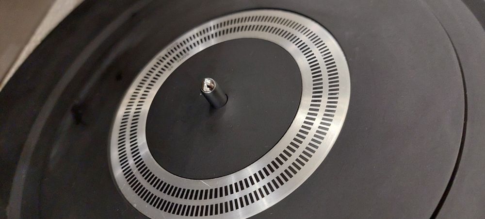 Продам виниловый проигрыватель Kenwood  kd 4100r  .