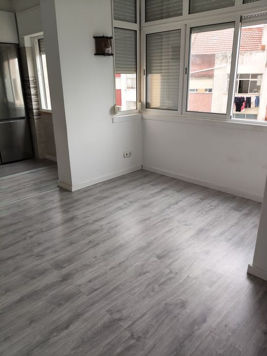 Apartamento T2 na Idanha equipado com electrodomésticos